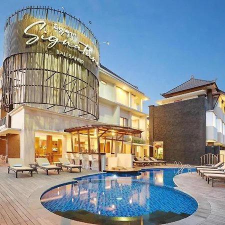Townhouse Oak Signature Hotel